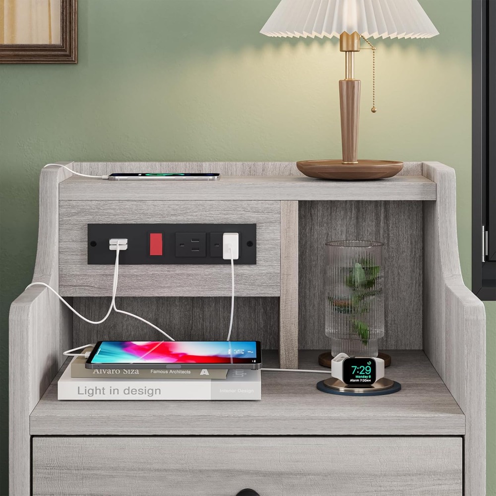 Szafka nocna z stacją ładującą – Desk Setup Wood recenzja i cena