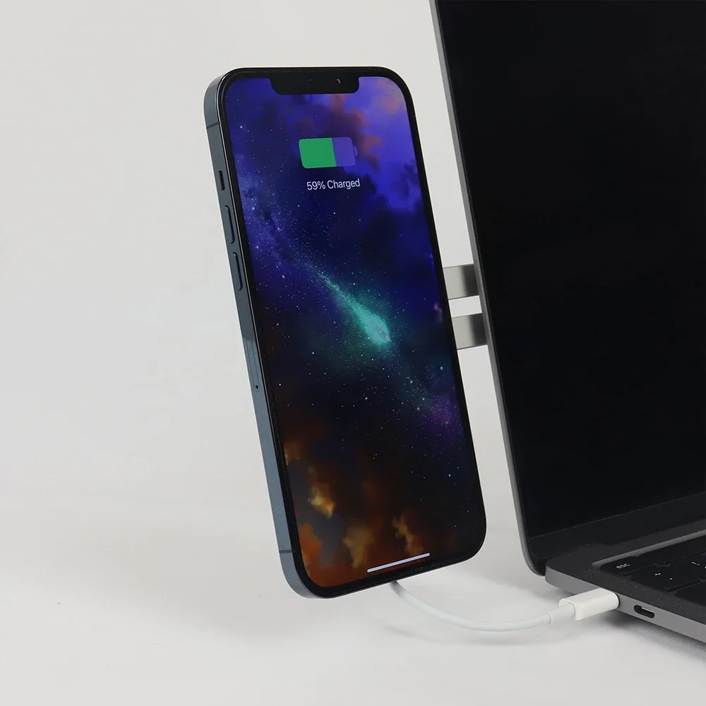 Magnetyczny uchwyt na telefon  – Desk Setup Macbook recenzja i cena
